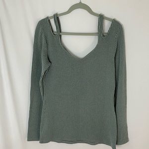 Open shoulder casual long sleeve